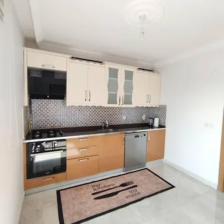 Three-room Apartment, 50 Meters From The Beach Yalova (Yalova)