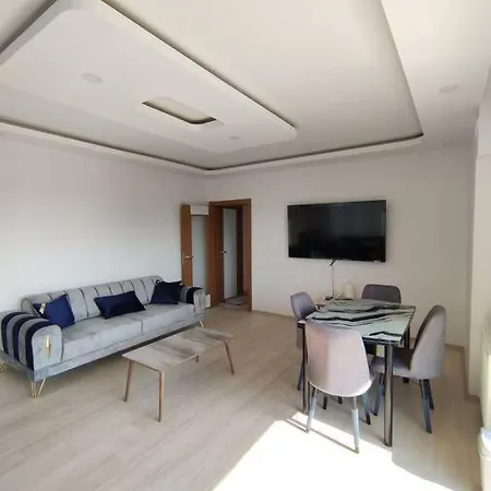 Three-room Apartment, 50 Meters From The Beach Daire *